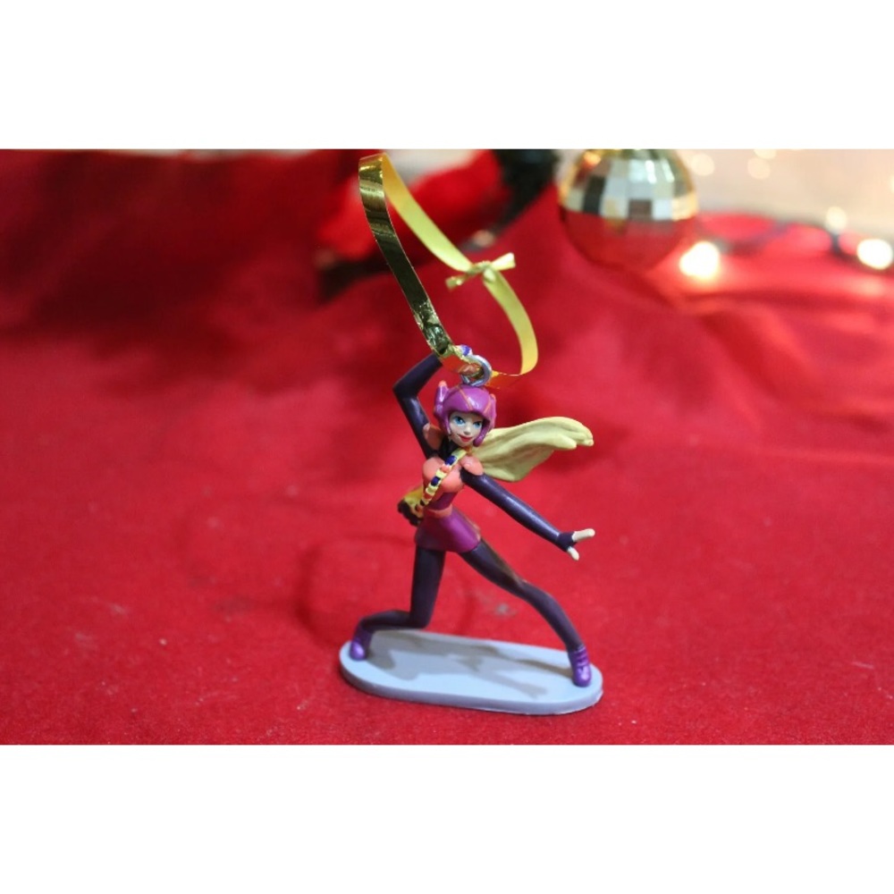 Disneys Big Hero 6 ornament set! - Picture 5 of 6